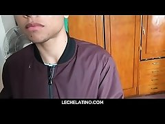 Latino boy first time sucking dick - LECHELATINO.COM