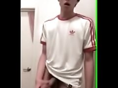 teen skinny amateur cumming in bathroom