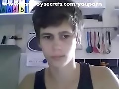 sexy twink jerking off